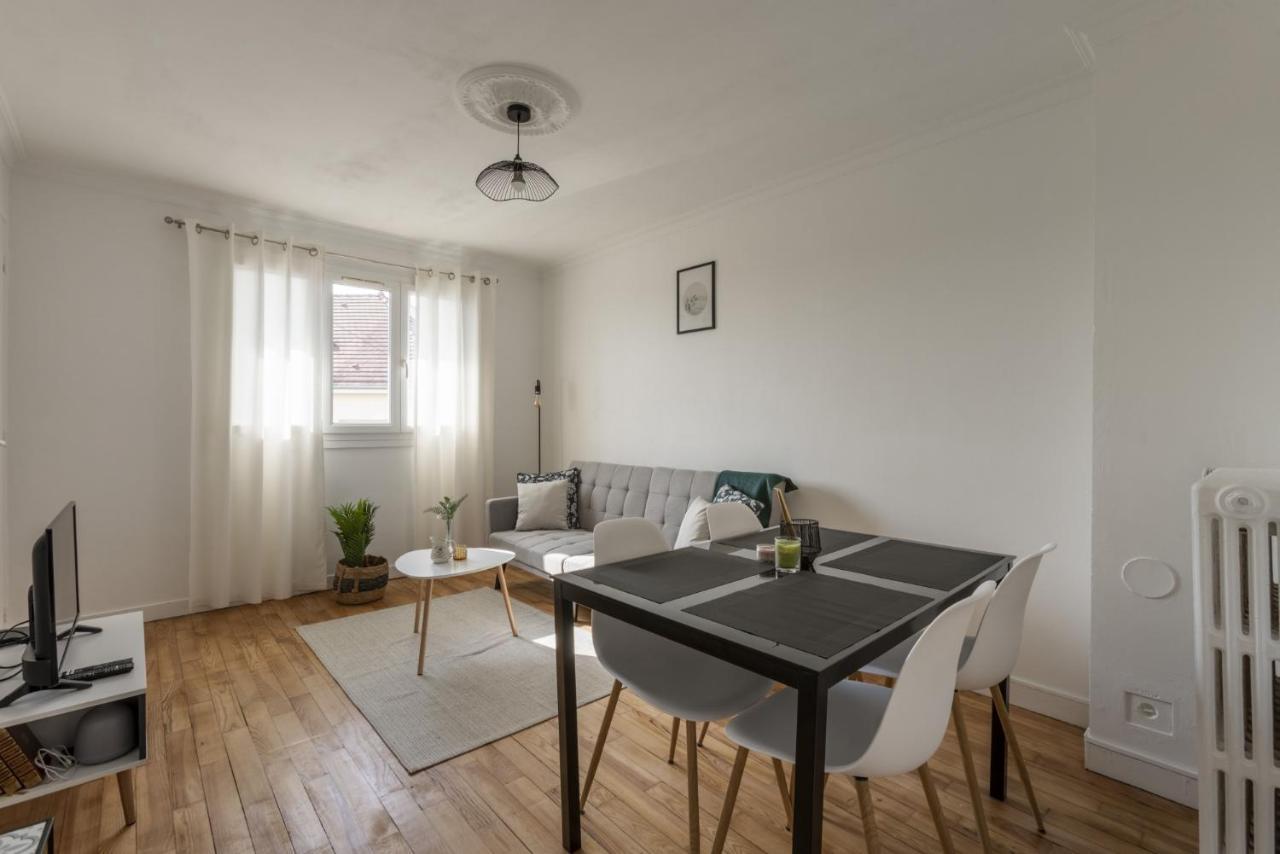 Lacolline-Ponthebert,Com - Appartement Entier Renove -Grand Parking Gratuit, Tout Equipe, Confortable, Netflix Et Amazon Prime Gratuits Et Illimites, Matelas Emma, Lave Linge, Vue Sur La Vallee, Rdc Luaran gambar