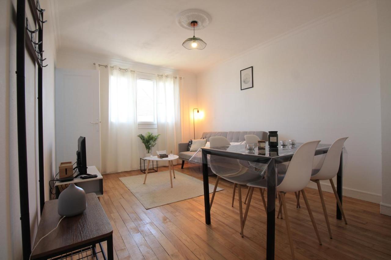 Lacolline-Ponthebert,Com - Appartement Entier Renove -Grand Parking Gratuit, Tout Equipe, Confortable, Netflix Et Amazon Prime Gratuits Et Illimites, Matelas Emma, Lave Linge, Vue Sur La Vallee, Rdc Luaran gambar