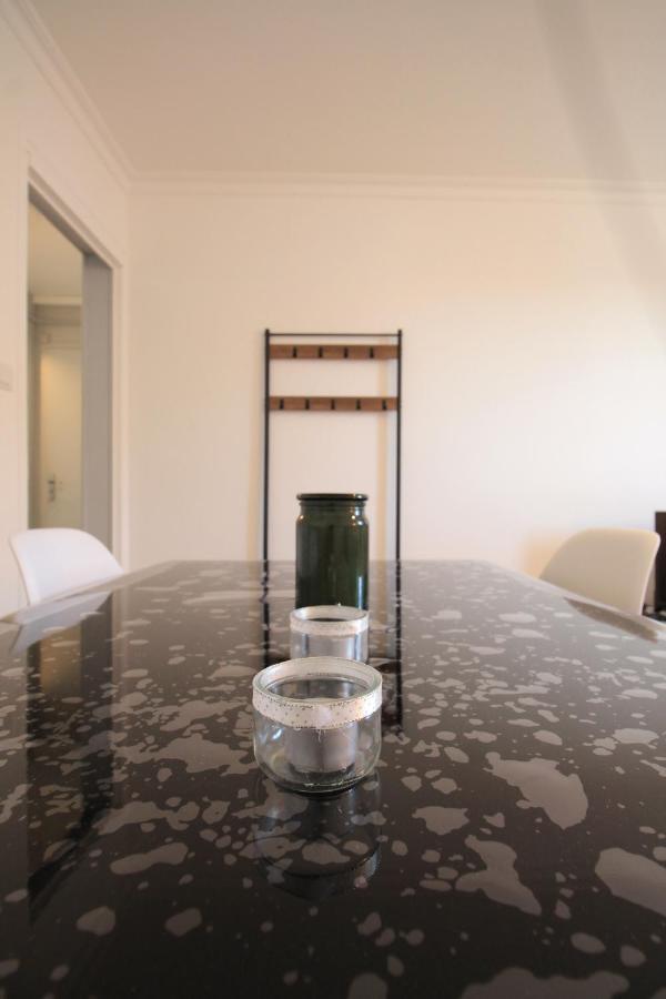 Lacolline-Ponthebert,Com - Appartement Entier Renove -Grand Parking Gratuit, Tout Equipe, Confortable, Netflix Et Amazon Prime Gratuits Et Illimites, Matelas Emma, Lave Linge, Vue Sur La Vallee, Rdc Luaran gambar