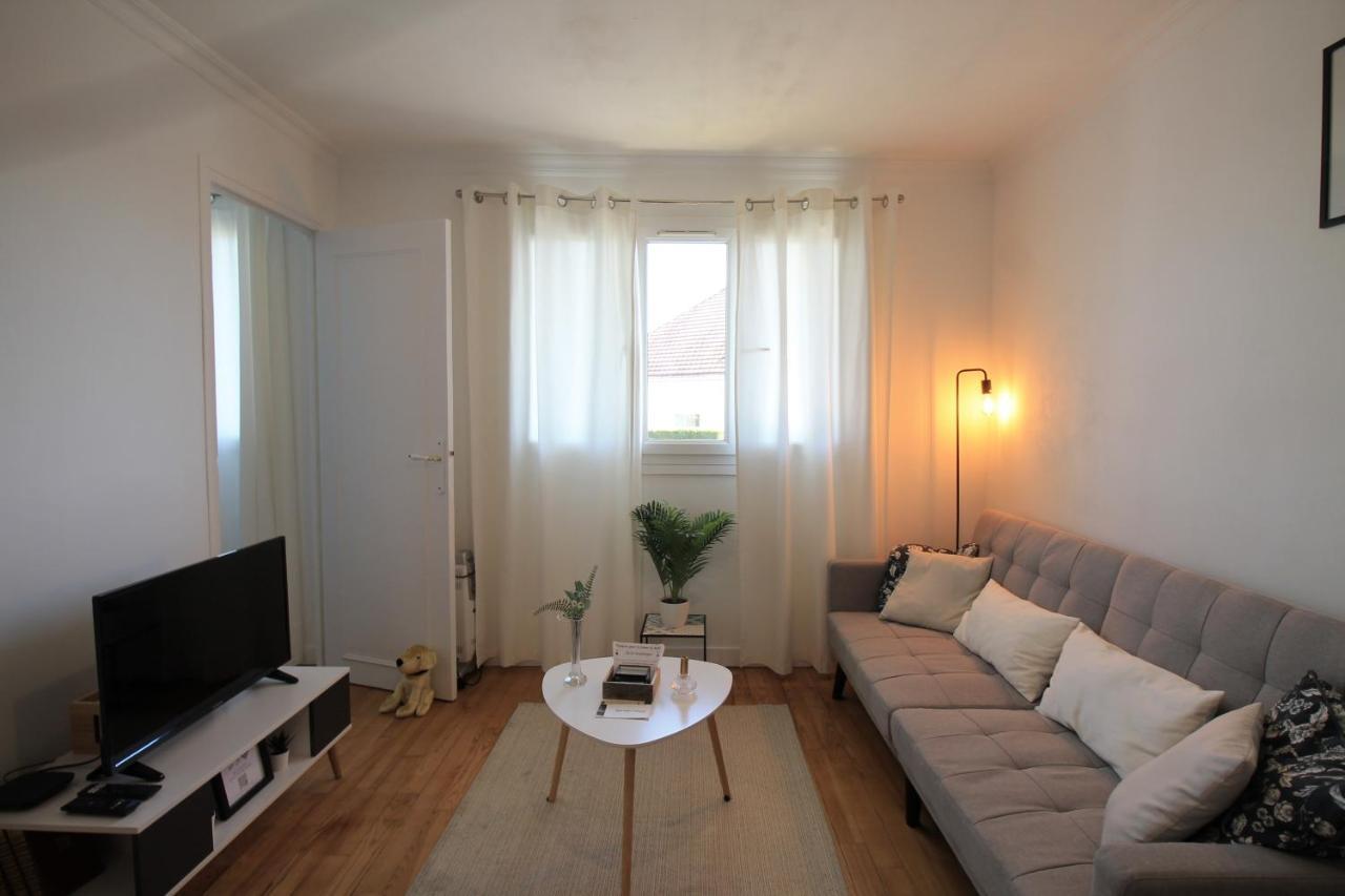 Lacolline-Ponthebert,Com - Appartement Entier Renove -Grand Parking Gratuit, Tout Equipe, Confortable, Netflix Et Amazon Prime Gratuits Et Illimites, Matelas Emma, Lave Linge, Vue Sur La Vallee, Rdc Luaran gambar