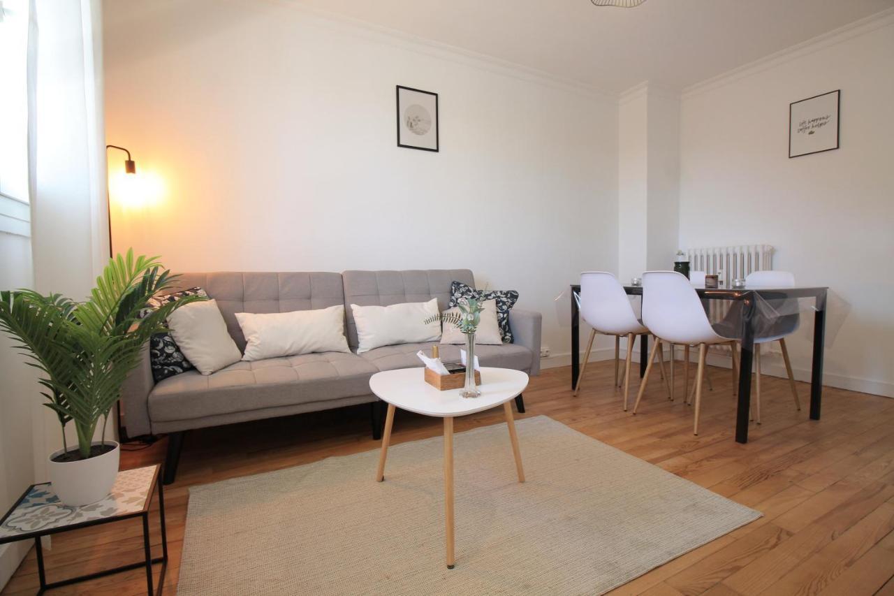 Lacolline-Ponthebert,Com - Appartement Entier Renove -Grand Parking Gratuit, Tout Equipe, Confortable, Netflix Et Amazon Prime Gratuits Et Illimites, Matelas Emma, Lave Linge, Vue Sur La Vallee, Rdc Luaran gambar