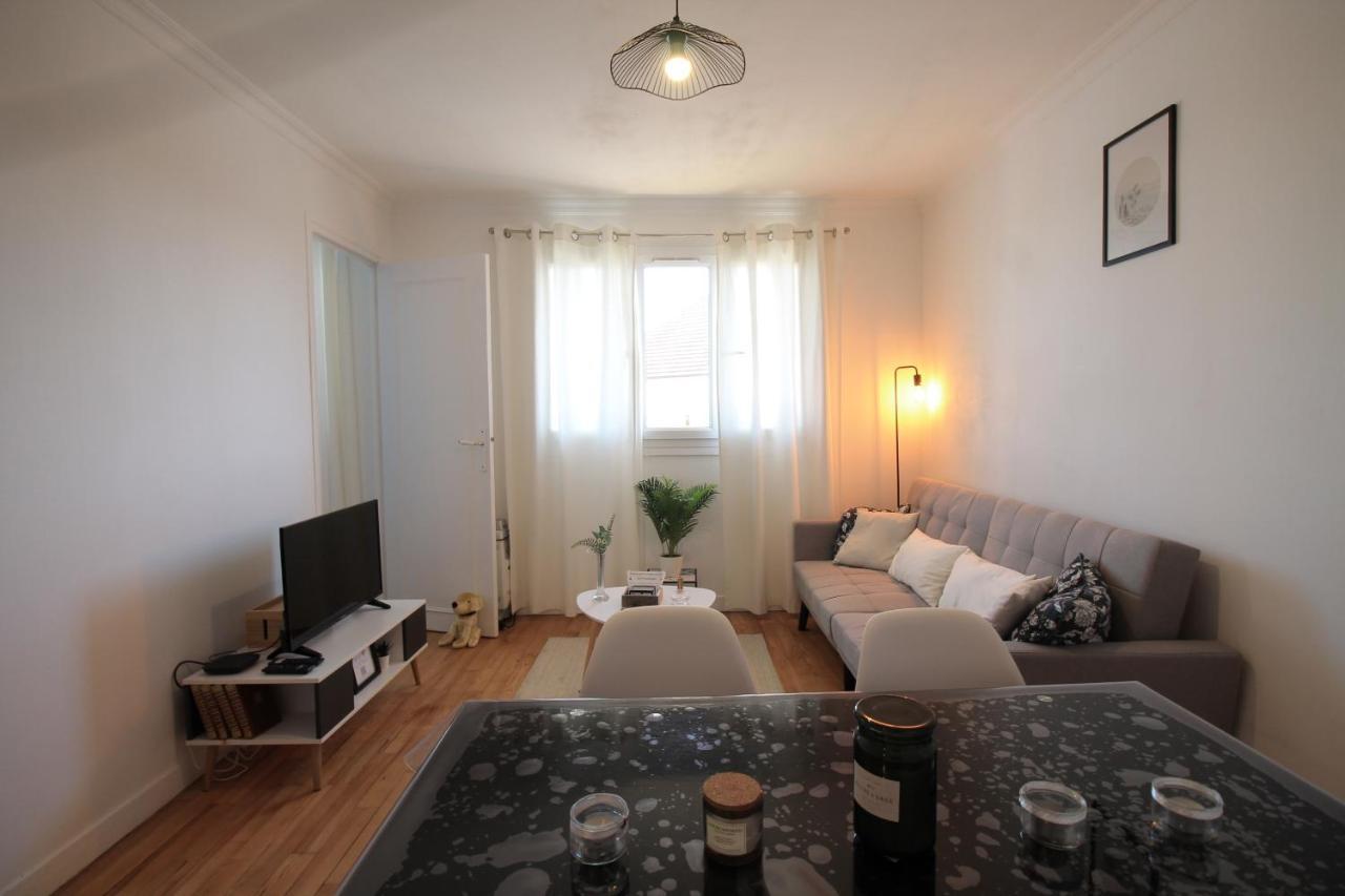 Lacolline-Ponthebert,Com - Appartement Entier Renove -Grand Parking Gratuit, Tout Equipe, Confortable, Netflix Et Amazon Prime Gratuits Et Illimites, Matelas Emma, Lave Linge, Vue Sur La Vallee, Rdc Luaran gambar