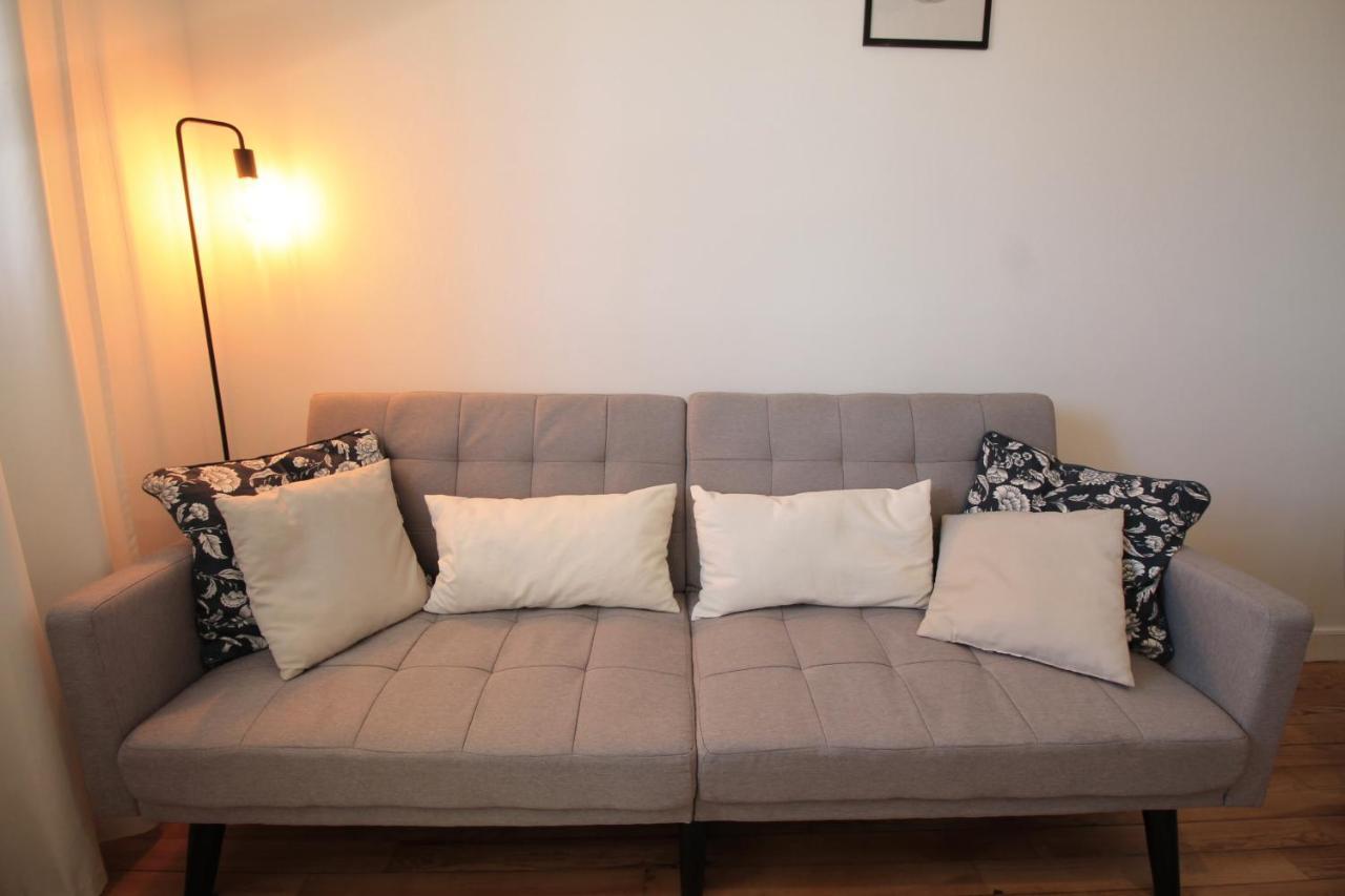Lacolline-Ponthebert,Com - Appartement Entier Renove -Grand Parking Gratuit, Tout Equipe, Confortable, Netflix Et Amazon Prime Gratuits Et Illimites, Matelas Emma, Lave Linge, Vue Sur La Vallee, Rdc Luaran gambar