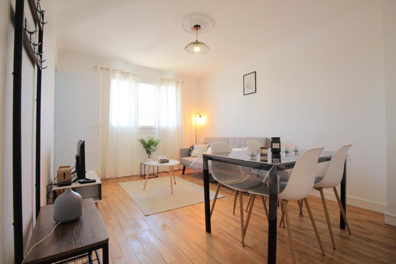 Lacolline-Ponthebert,Com - Appartement Entier Renove -Grand Parking Gratuit, Tout Equipe, Confortable, Netflix Et Amazon Prime Gratuits Et Illimites, Matelas Emma, Lave Linge, Vue Sur La Vallee, Rdc Luaran gambar